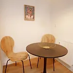Westersuites - Forest - 3br Zentral Balkone Wlan 7 Betten Waschtrockner *