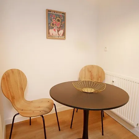 Westersuites - Forest - 3br Zentral Balkone Wlan 7 Betten Waschtrockner *
