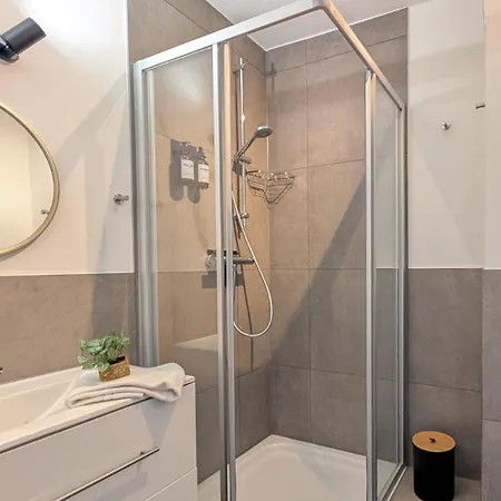 Apartament Westersuites - Forest - 3br Zentral Balkone Wlan 7 Betten Waschtrockner *