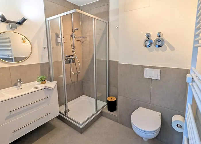 Westersuites - Forest - 3br Zentral Balkone Wlan 7 Betten Waschtrockner Apartment Bremen