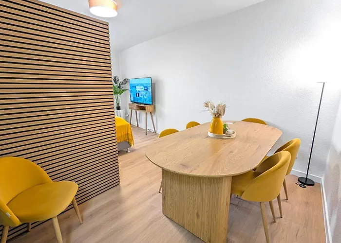 Westersuites - Forest - 3br Zentral Balkone Wlan 7 Betten Waschtrockner Apartment